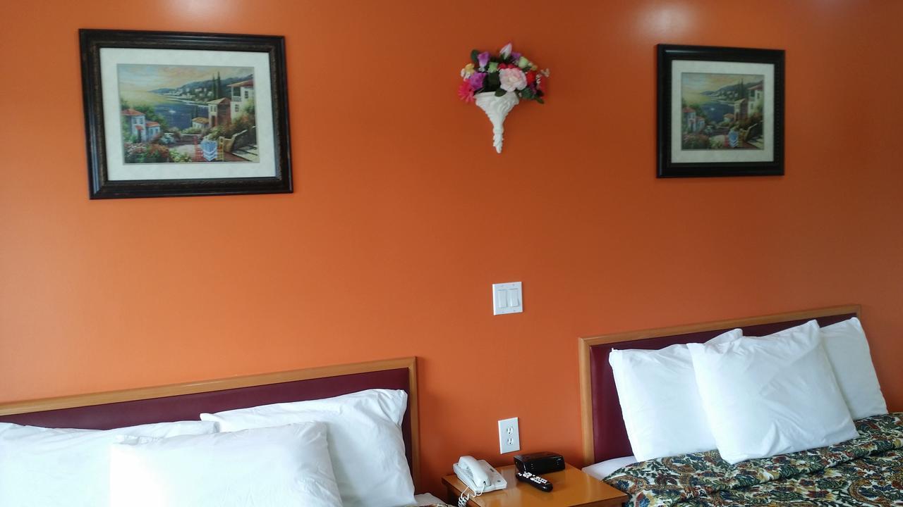 Sturgeon Falls River Mist Inn المظهر الخارجي الصورة