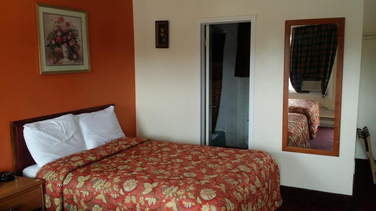 Sturgeon Falls River Mist Inn المظهر الخارجي الصورة