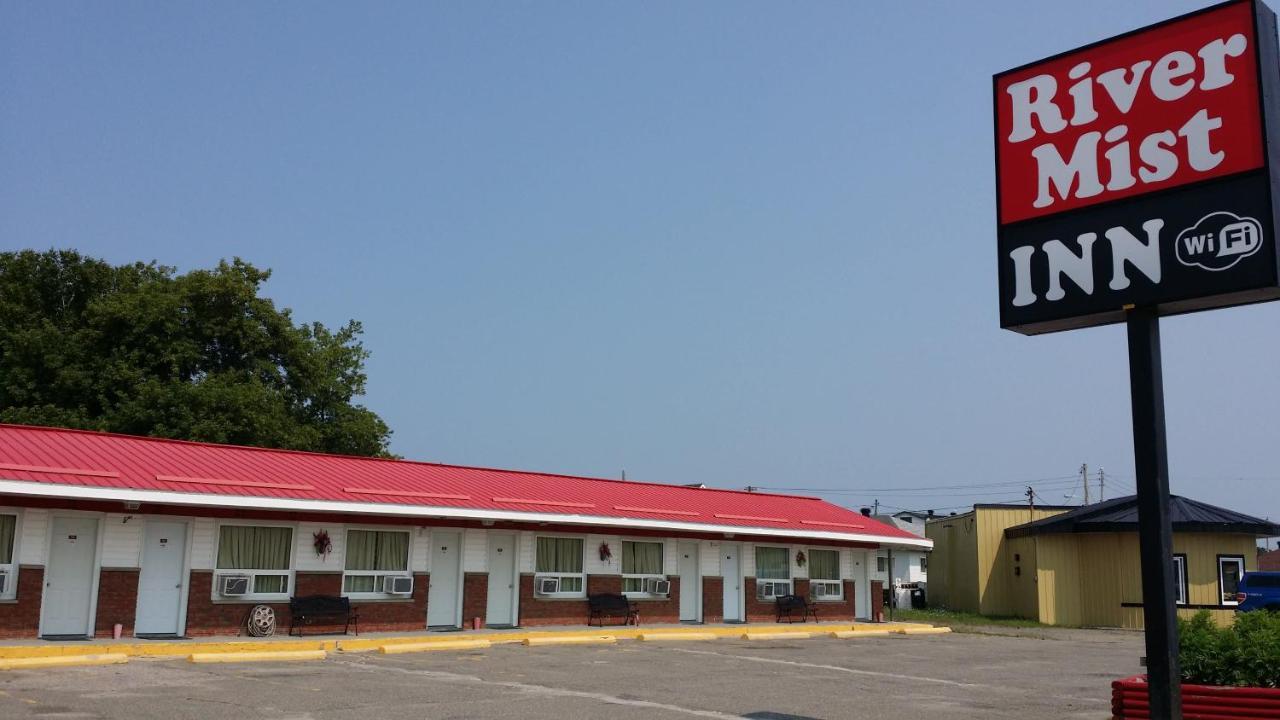 Sturgeon Falls River Mist Inn المظهر الخارجي الصورة