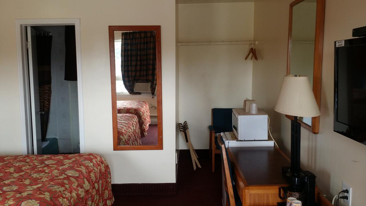 Sturgeon Falls River Mist Inn المظهر الخارجي الصورة