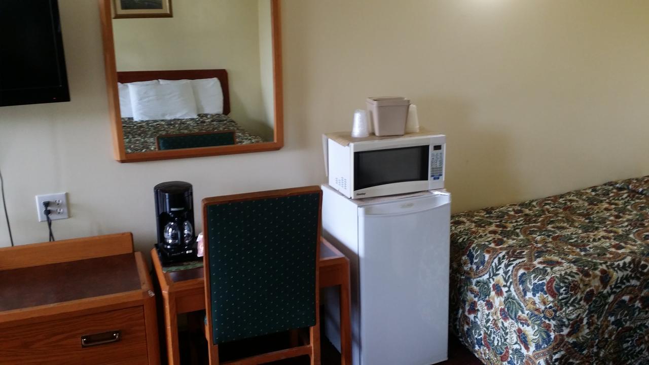 Sturgeon Falls River Mist Inn المظهر الخارجي الصورة