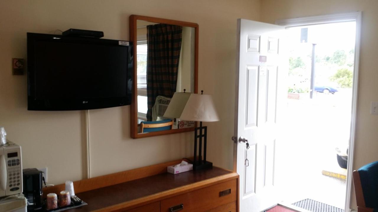 Sturgeon Falls River Mist Inn المظهر الخارجي الصورة