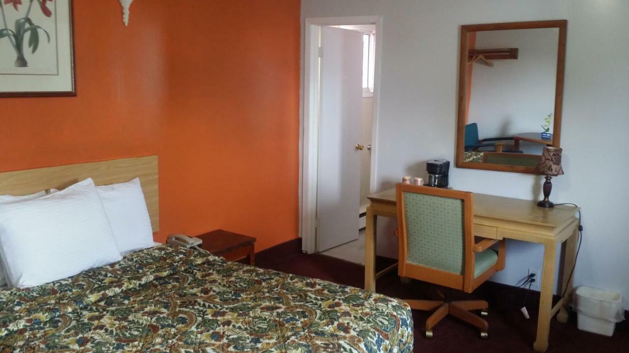 Sturgeon Falls River Mist Inn المظهر الخارجي الصورة